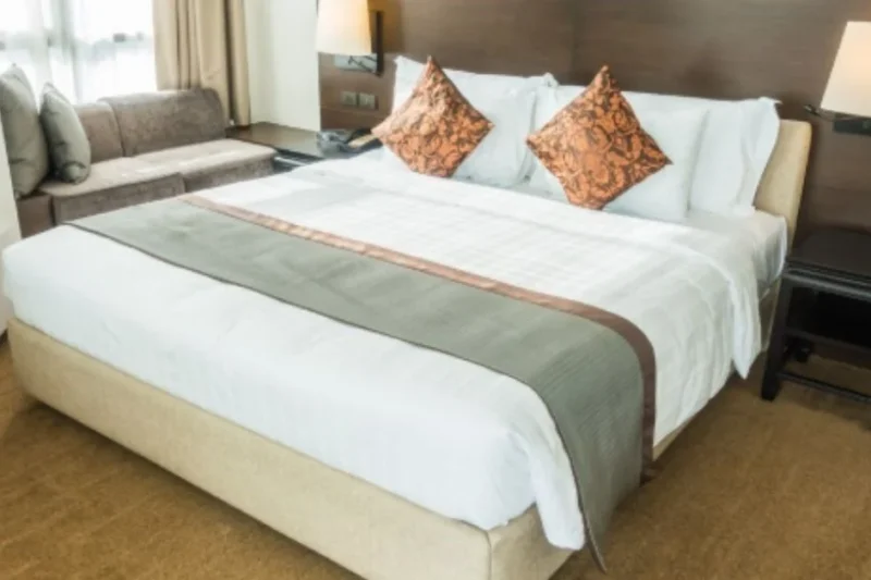 Jernsenger: Strength, Continuity, and Expressive Purpose